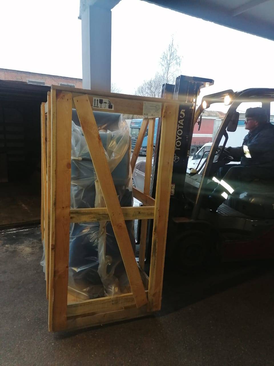 Отгрузка винтового компрессора Remeza ВК10Е-15-500Д